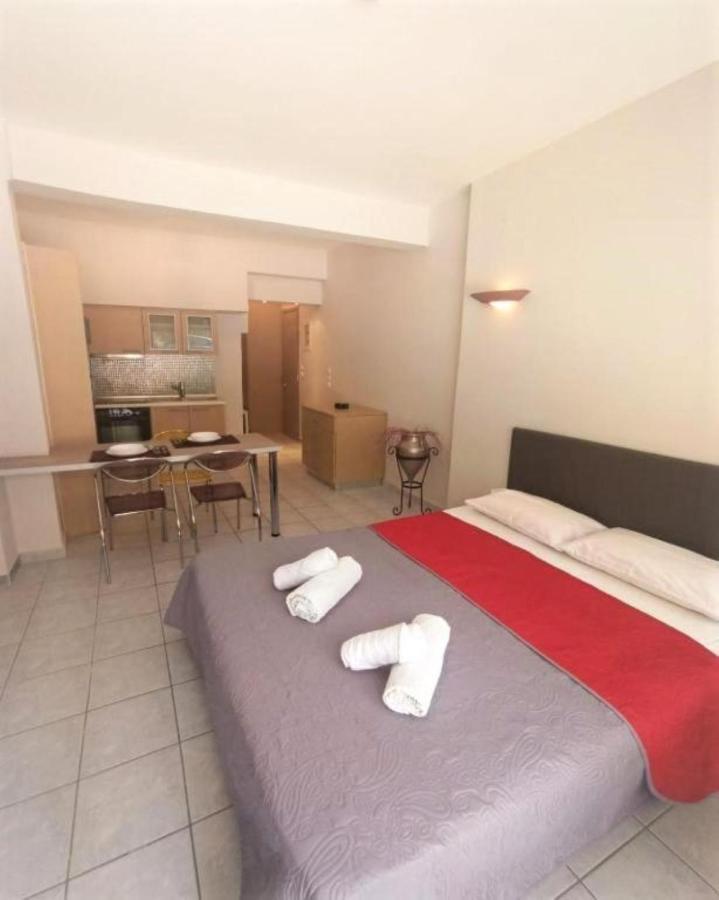 Lilac Studio Apartment Кавала Екстериор снимка