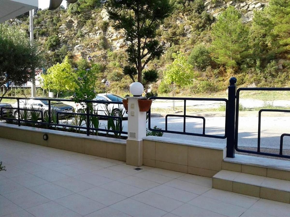 Lilac Studio Apartment Кавала Екстериор снимка